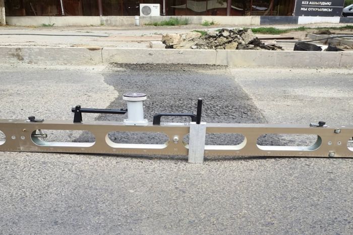 Подрядчик и технадзор наказаны за нарушения при ремонте улицы в Атырау