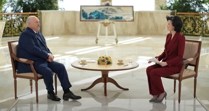 Странам ШОС нужна своя валюта для международных расчетов - Лукашенко