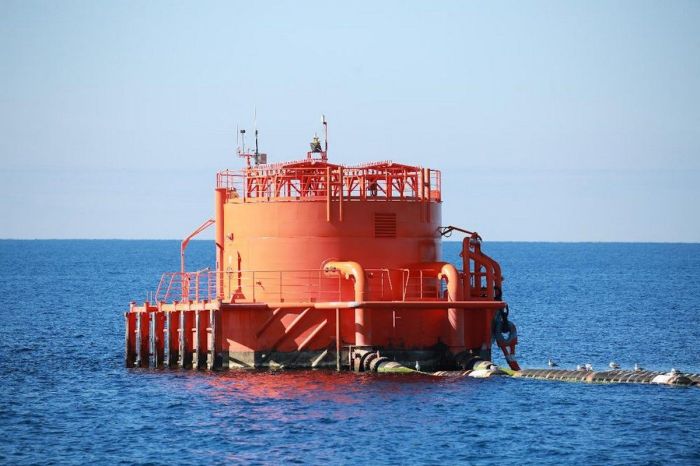 «Разлив удалось локализовать»: в КТК рассказали о ЧП при погрузке