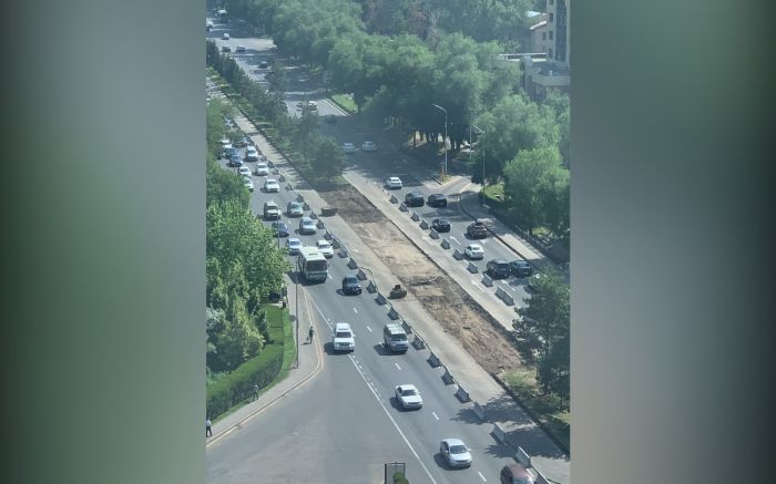 Акимат Алматы отказался от скандального ремонта проспекта Аль-Фараби