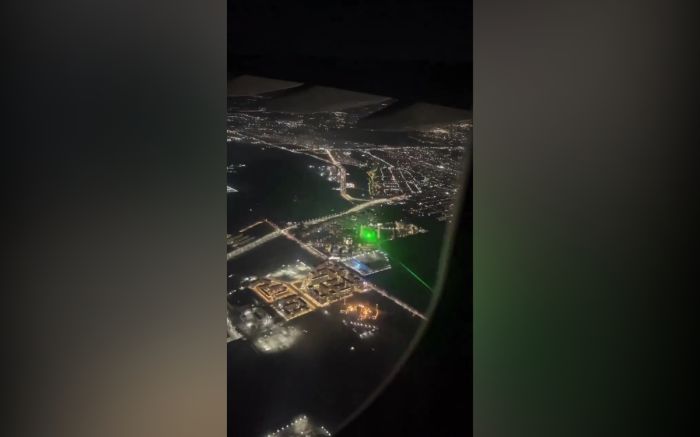 Луч лазера бил по приземляющемуся в аэропорт Алматы самолету