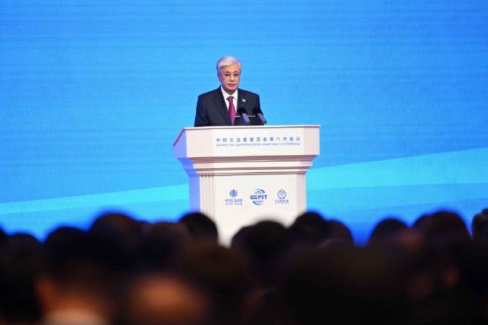 Китай вложил $27 млрд в Казахстан: Токаев объявил о запуске новых совместных проектов