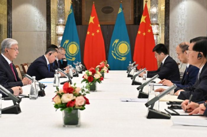 Токаев обсудил с главой CNPC новые проекты в нефтегазовой и газохимической отраслях