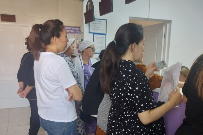 В атырауском онкодиспансере очереди и духота: пациенты жалуются на условия