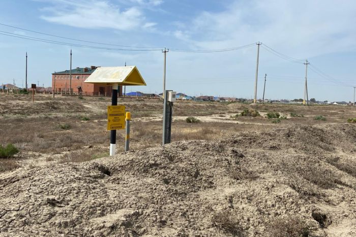 Дома против трубы: жители Аксая застряли между актами и запретами