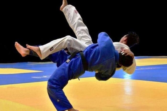 «Сердце остановилось на ковре»: юный борец из Актобе пережил клиническую смерть на турнире