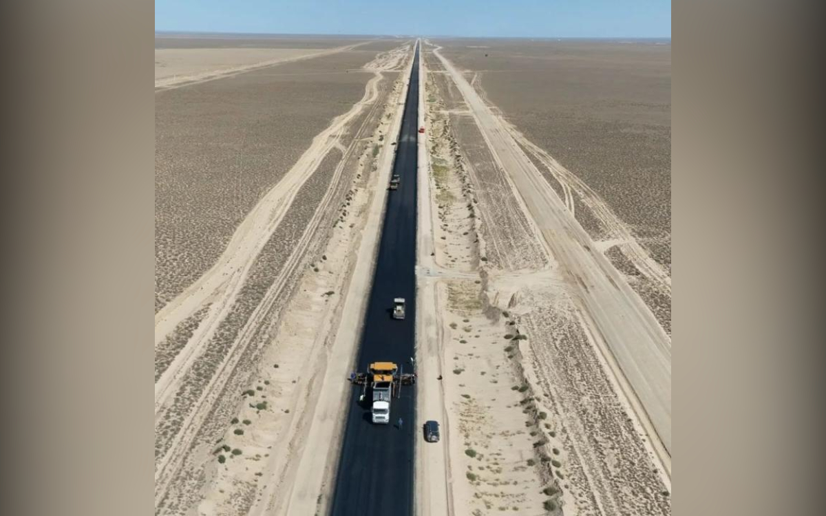 Эротикалық өнеркәсіптік фотосурет