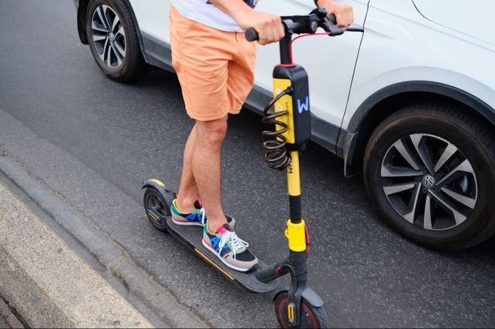 Самокаты под особым контролем: президент поднял тему безопасности