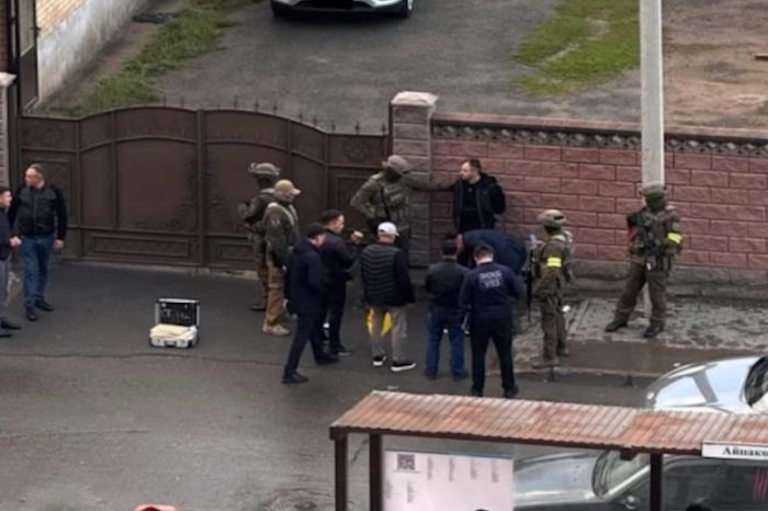 Спецоперация в Астане: силовики задержали несколько человек на правом берегу