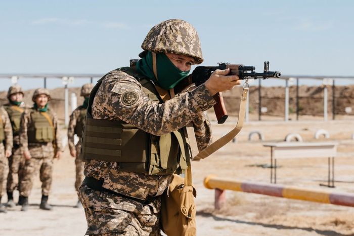 В Атырау стартовали масштабные учения территориальной обороны