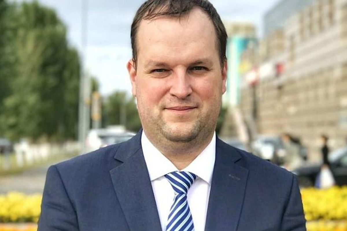 Жалаңаш Наташа Королеваны көрсетіңіз