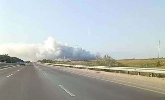 В Алатау горит полигон ТБО