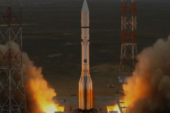 Казахстан намерен ускорить испытания космического комплекса «Байтерек»