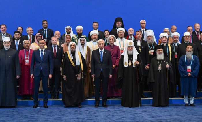 Токаев участвует в работе VIII Cъезда лидеров мировых и традиционных религий