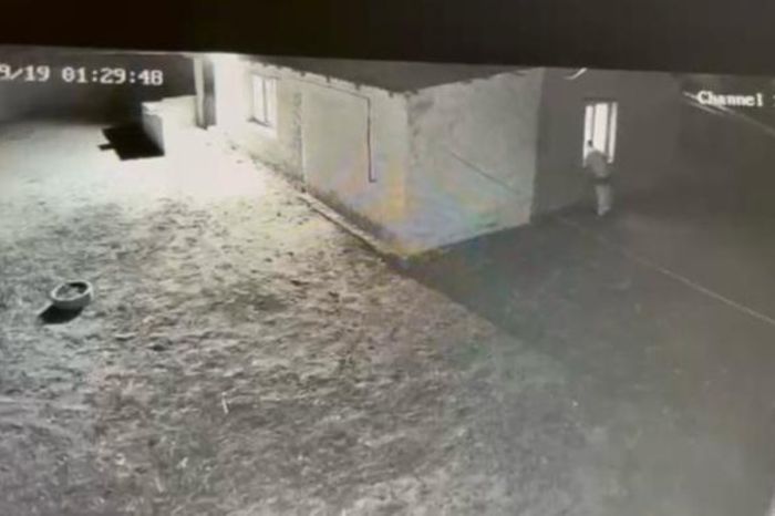 Домогатель под окнами: в Атырау расследуют сталкинг