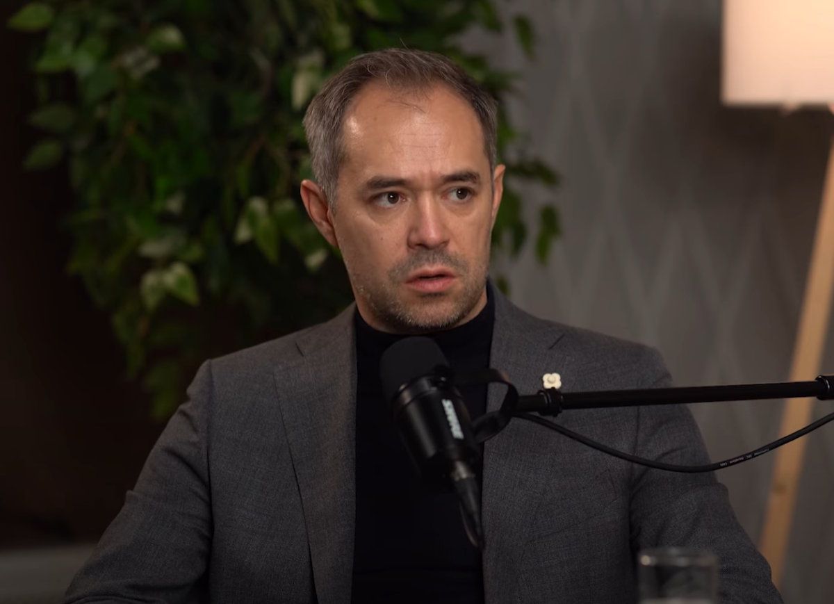 Тимур Одилов, стоп-кадр видео Тимур Одилов, стоп-кадр видео