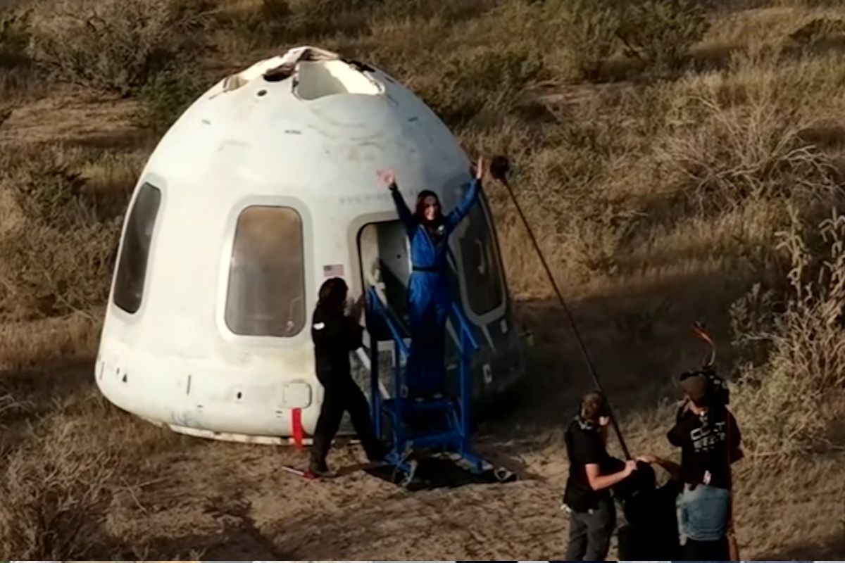 скриншот видео Blue Origin скриншот видео Blue Origin