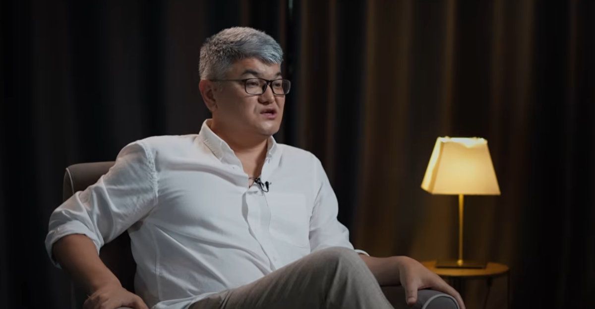 историк Радик Темиргалиев, стоп-кадр видео историк Радик Темиргалиев, стоп-кадр видео