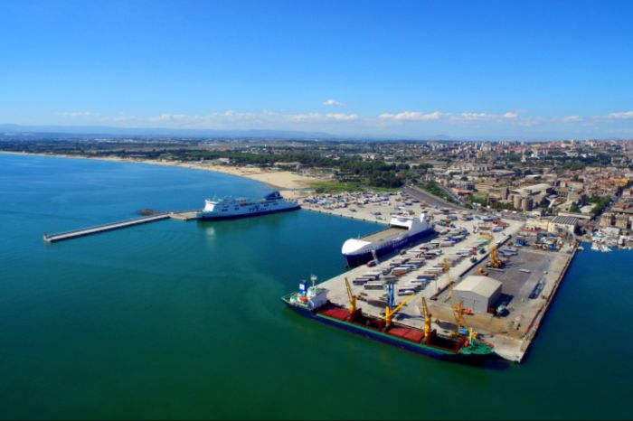 В Актау планируют запустить круизные маршруты и построить морской вокзал