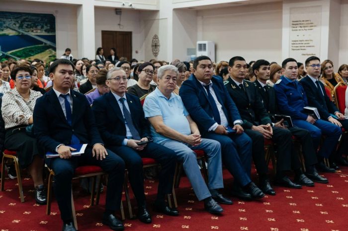 ​В Атырау укрепляют антикоррупционную культуру в школах