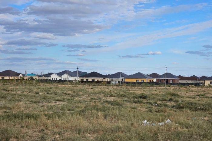 Семь лет без дорог и света: микрорайон Атырау в Кульсары брошен на произвол