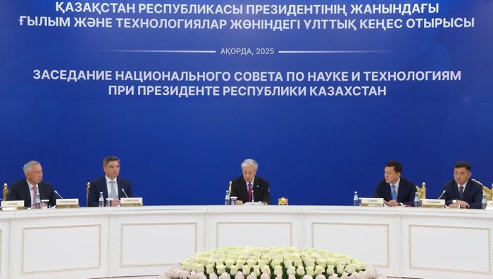 Токаев: «Необходимо уже сейчас планировать строительство второй и третьей АЭС»