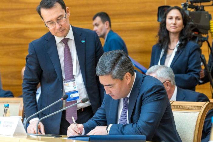 Олжас Бектенов принял участие в заседаниях Совета глав правительств СНГ в Минске