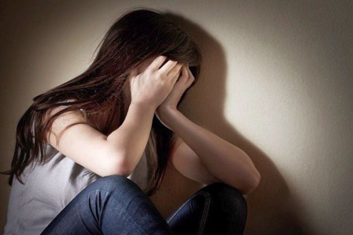 В Уральске полиция разыскивает мужчину, напавшего на несовершеннолетнюю