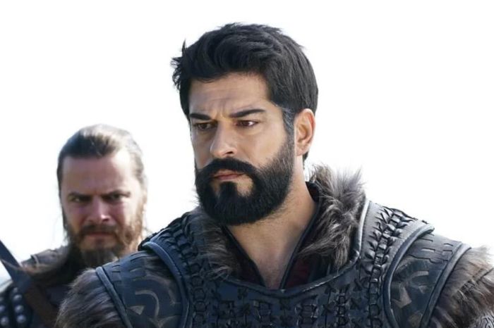 Бурак Озчивит прибыл в Актау на кинофестиваль «Қорқыт ата»