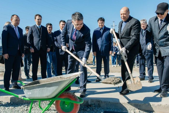 В Атырау начали строить крупнейший спортивно-оздоровительный комплекс региона