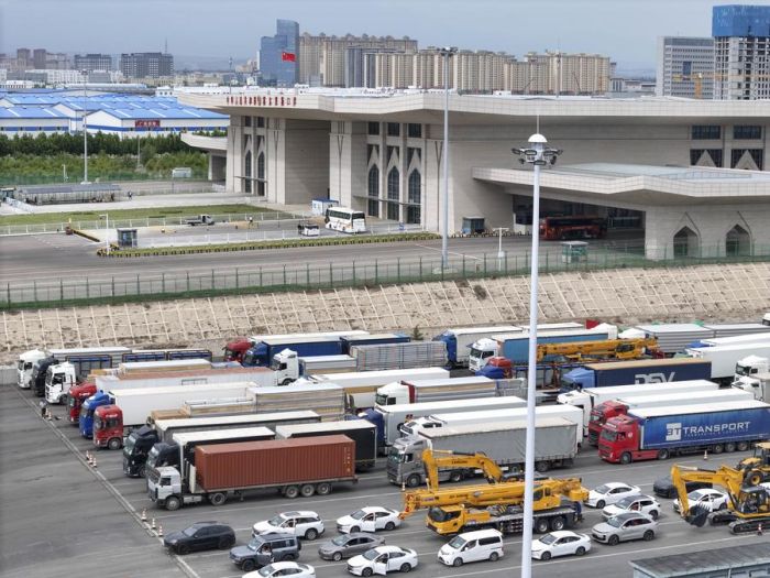 Китайские туристы всё чаще путешествуют по Казахстану через Хоргос