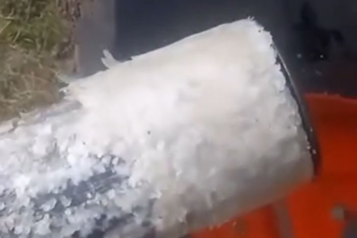 Некачественная солярка из Атырау парализовала уборку урожая в двух областях