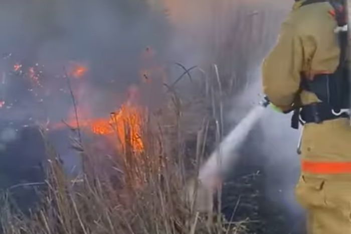 Атырау второй день дышит гарью