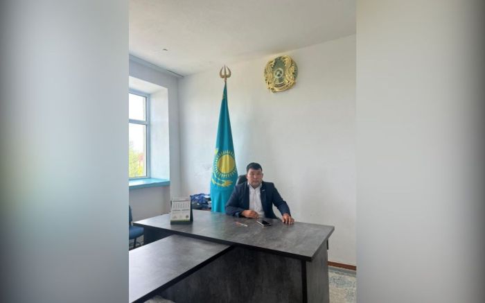 55 тысяч тенге штрафа: аким в ВКО поплатился за брань