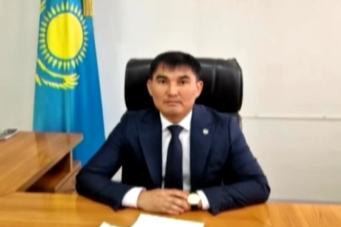 Акима Кандыагаша избил женщину в кабинете - суд вынес приговор