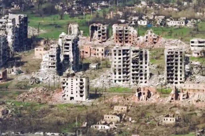 В НАТО заявили о середине войны в Украине