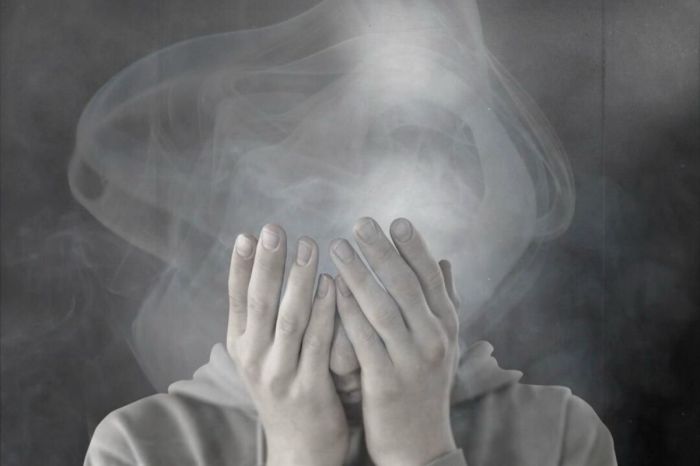 ​432 суицида с начала года: что, по данным МВД, толкает подростков к отчаянию