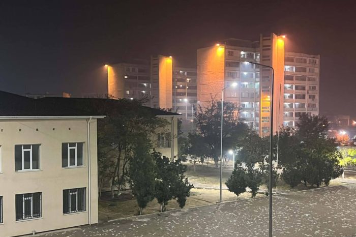 Дым из Атырау накрыл Актау