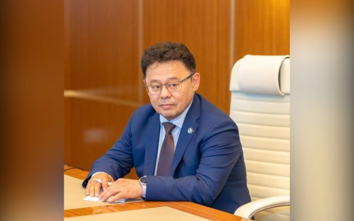 Глава управления спорта ВКО получил строгий выговор