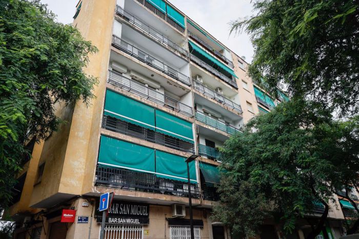 Мёртвый пенсионер пролежал в квартире 15 лет — никто его не искал