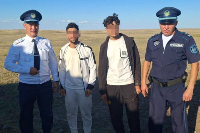 Иностранцев, искавших путь в РФ, задержали у границы и выдворили из Казахстана