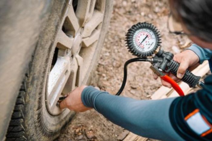 Меньше износ, лучше сцепление: эксперты назвали идеальное давление в шинах для зимы
