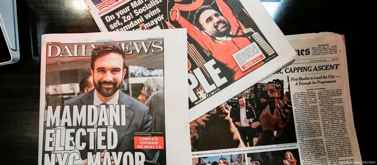 Зоран Мамдани на обложках американских газет после победы/Фото: Eduardo Munoz/REUTERS Зоран Мамдани на обложках американских газет после победы/Фото: Eduardo Munoz/REUTERS