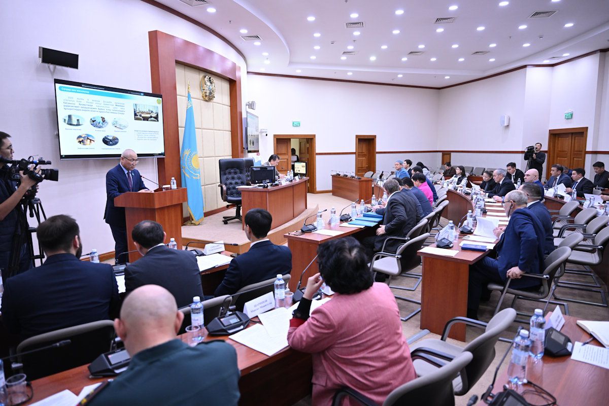 презентация законопроекта об обращении с радиоактивными отходами, фото Т. Таныбаева