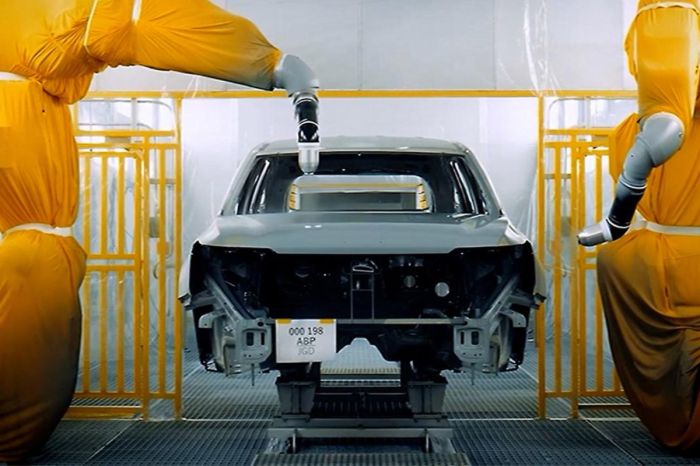 Токаев по телемосту запустил автозавод KIA Qazaqstan в Костанае