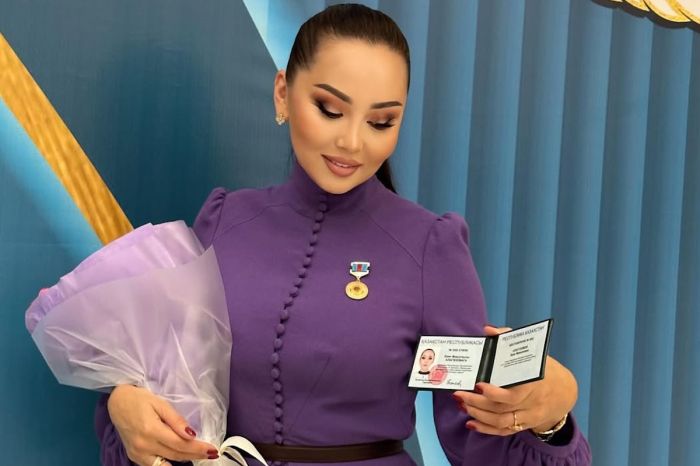 «Служу отечеству»: Баян Алагузова стала заслуженным деятелем Казахстана