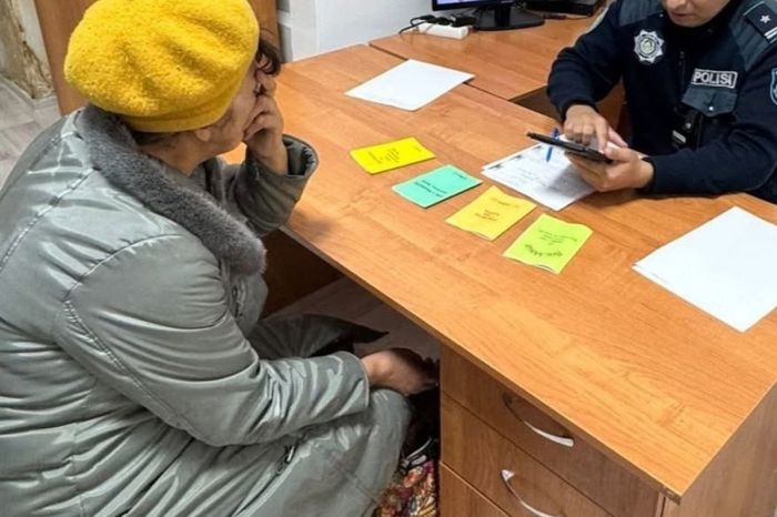 Пенсионерка из Атырау распространяла религиозные листовки о конце света