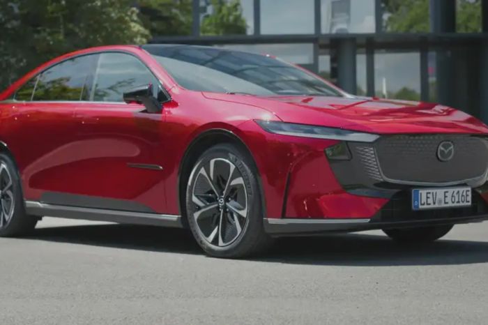 Mazda первой потеряла возможность выкупить свои активы в РФ