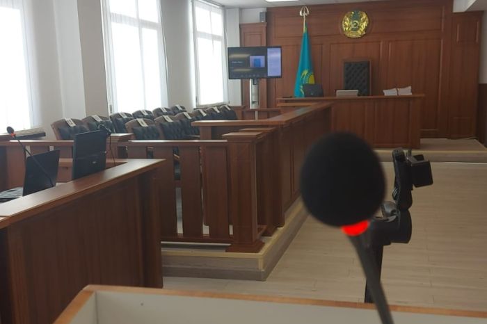 «Меня поливают грязью, а я хочу сказать правду»: в суде по делу Яны Легкодимовой выступил Ризуан Хайржанов