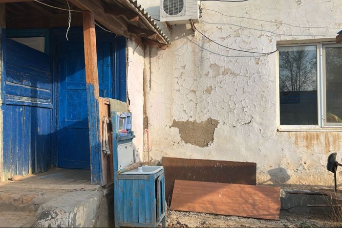 Жители Доссора: «Мы боимся, что однажды окажемся под завалами дома»